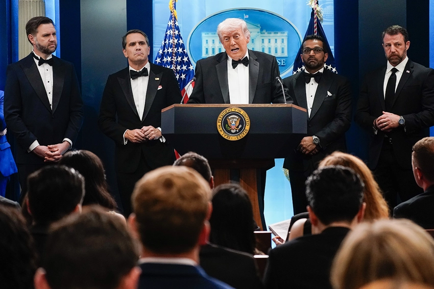 Trump yasabye Abanyamerika kwiyunga nyuma y'igitero cyahungabanyije ibirori bya WHCA