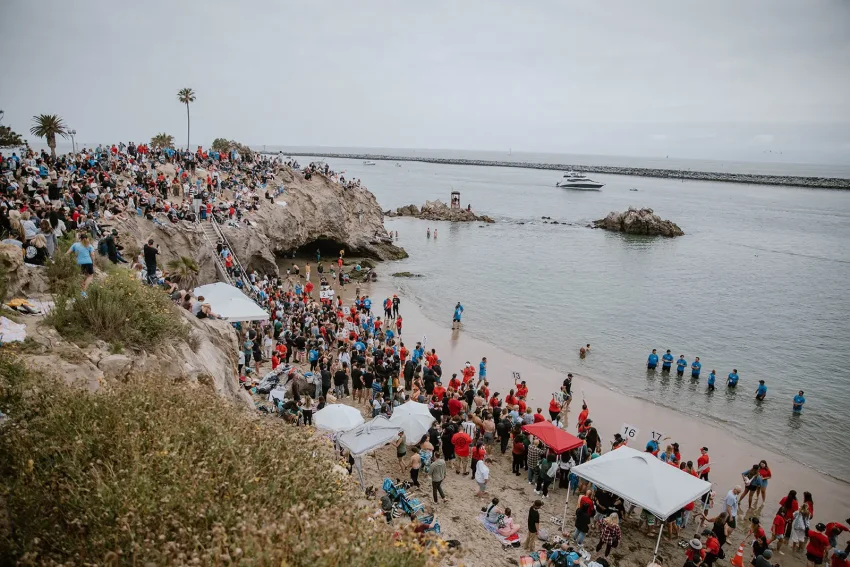 Largest Baptism in U.S. History: Over 7,750 Baptized in Pacific Ocean at Huntington Beach
